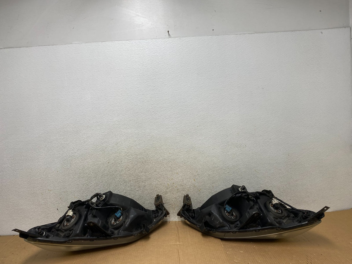 2005 2006 2007 Honda Odyssey Left+Right Set Halogen Headlights AI6876 DW8
