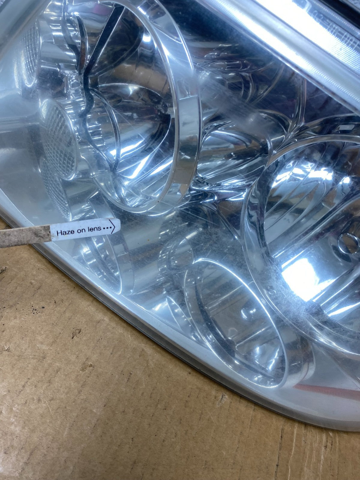 Halogen 2003-2006 Lincoln Navigator Left+Right Side Headlights AE0384 DW6