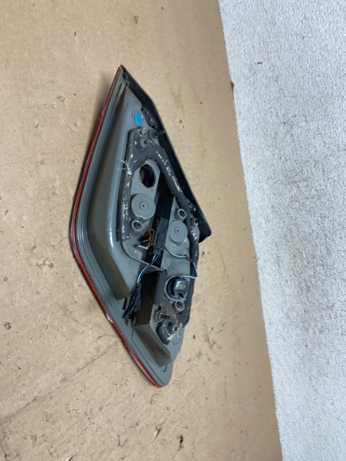 2013 to 2018 Ford Taurus Left Driver Lh Side Tail Light Inner AG5495 LK4