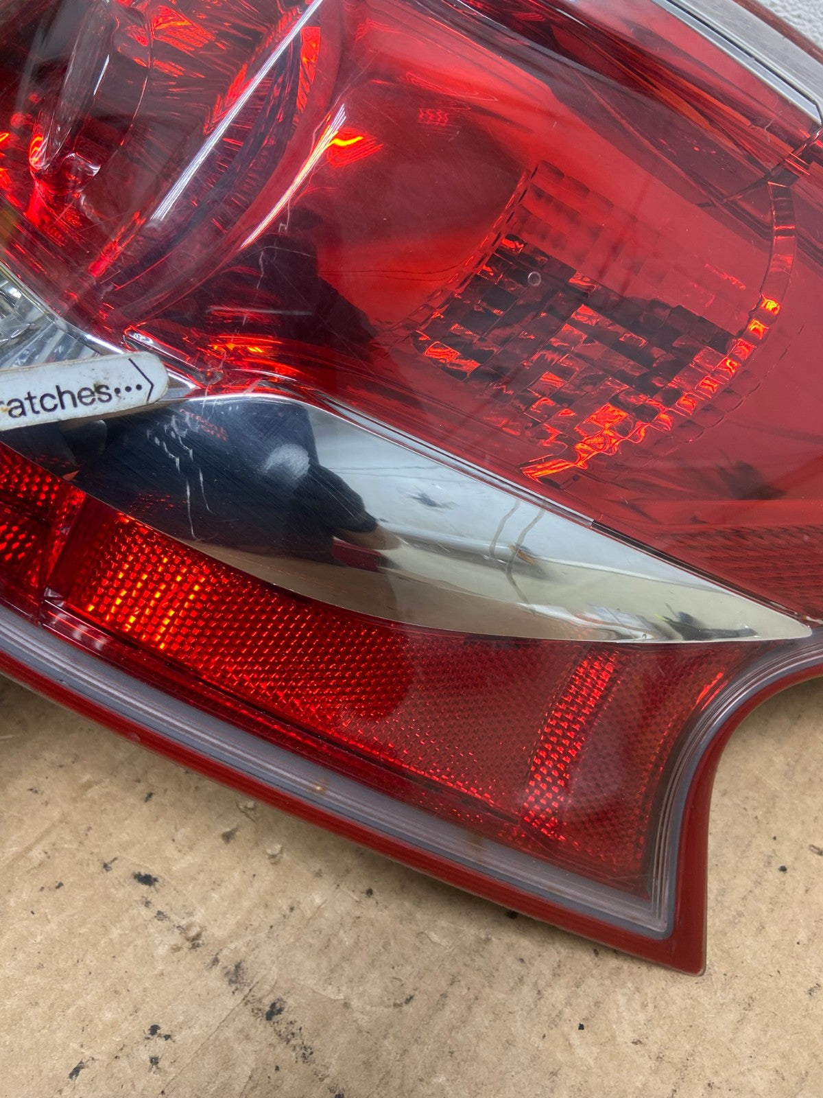 2013 2014 2015 Nissan Altima Right Passenger RH Side Tail Light AD4735 LK3