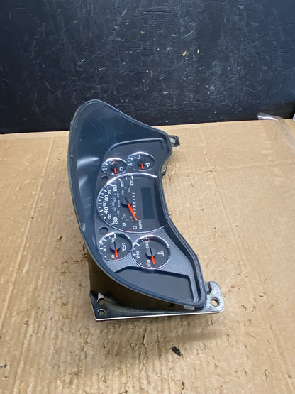 2013 2014 Chevrolet Express 1500 Speedometer Cluster Gauge AD6930 DG1