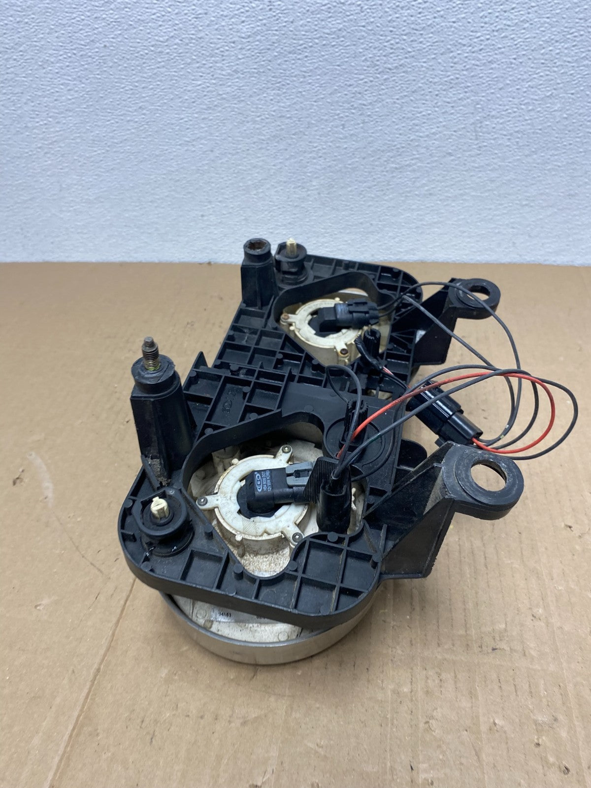 1995 to 1997 Jaguar XJ6 Left Driver LH Side Headlight OEM AB8149 DG8