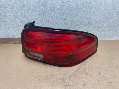 1995 to 2000 Dodge Stratus Right Passenger Rh Side Tail Light U8642 DW0