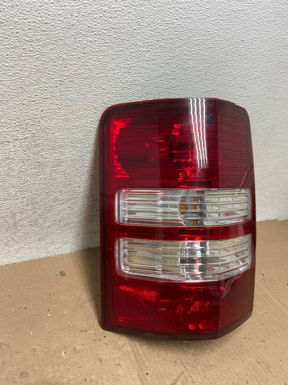 2008 to 2012 Jeep Liberty Left Driver Side Lh Tail Light AG4810 LK2