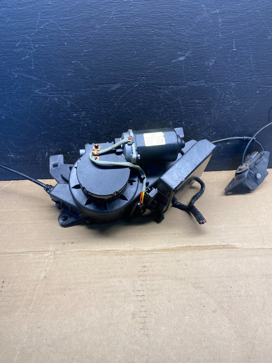 2007-2014 Kia Sedona Right Electric Power Sliding Door Motor Regulator ad3527 DG0