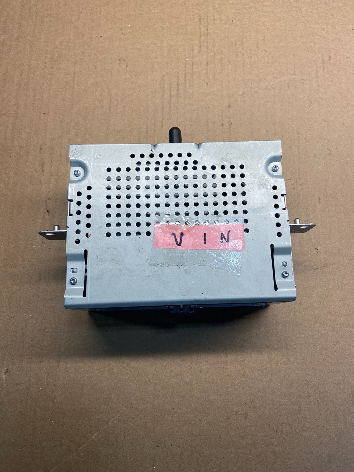 2013 - 2016 Ford C-Max Single CD Player Media AM FM Radio Receiver AF9177 DG3