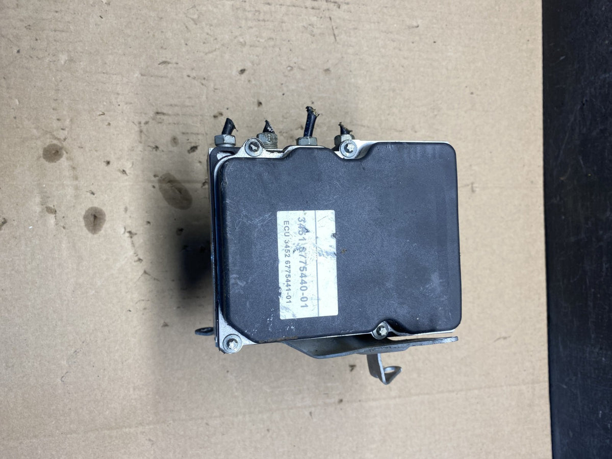 2007 to 2013 BMW 335i ABS Anti-Lock Brake Pump 6768550 AH3208 DG0