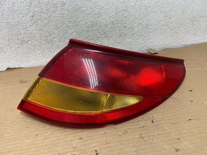 1997-2000 Saturn SC1 SC2 Coupe Right Passenger RH Tail Light AG8143 DW0
