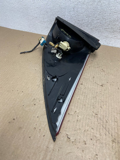 2002-2003 Buick Rendezvous Left Driver LH Side Tail Light AE9713 DW6