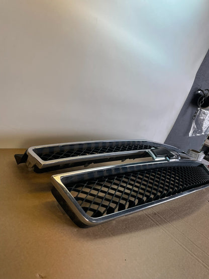 2007 to 2014 Chevrolet Tahoe Suburban Lower Upper Grill Grille Set AG9977 DG2