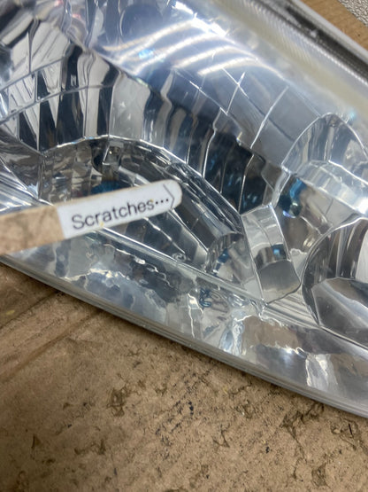 2000 to 2001 Toyota Camry Sedan Right Headlight Clear Lens AA8336 DW3