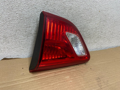 2017 - 2020 Nissan Pathfinder Right Passenger Tail light Inner AG8877 DW1