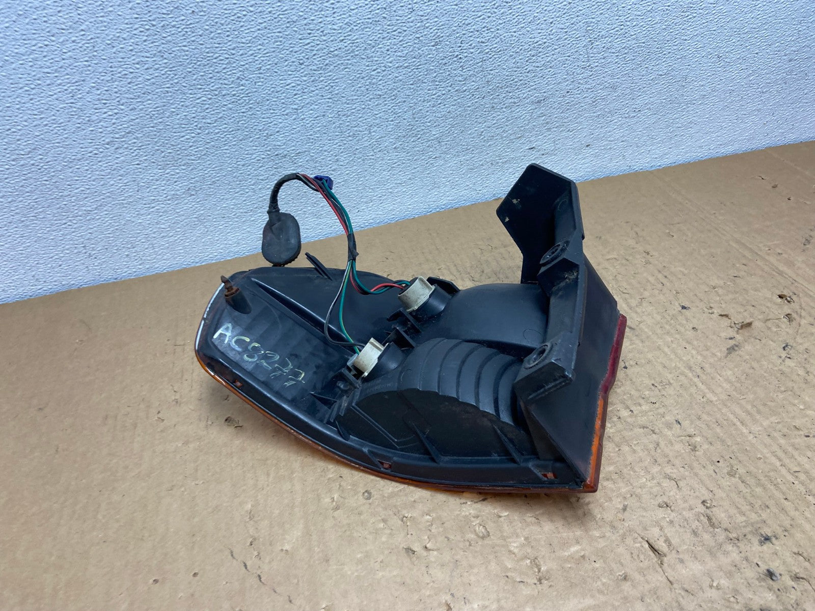 2002 2003 2004 Honda Odyssey Right Passenger Side Tail Light AC8277 LK4