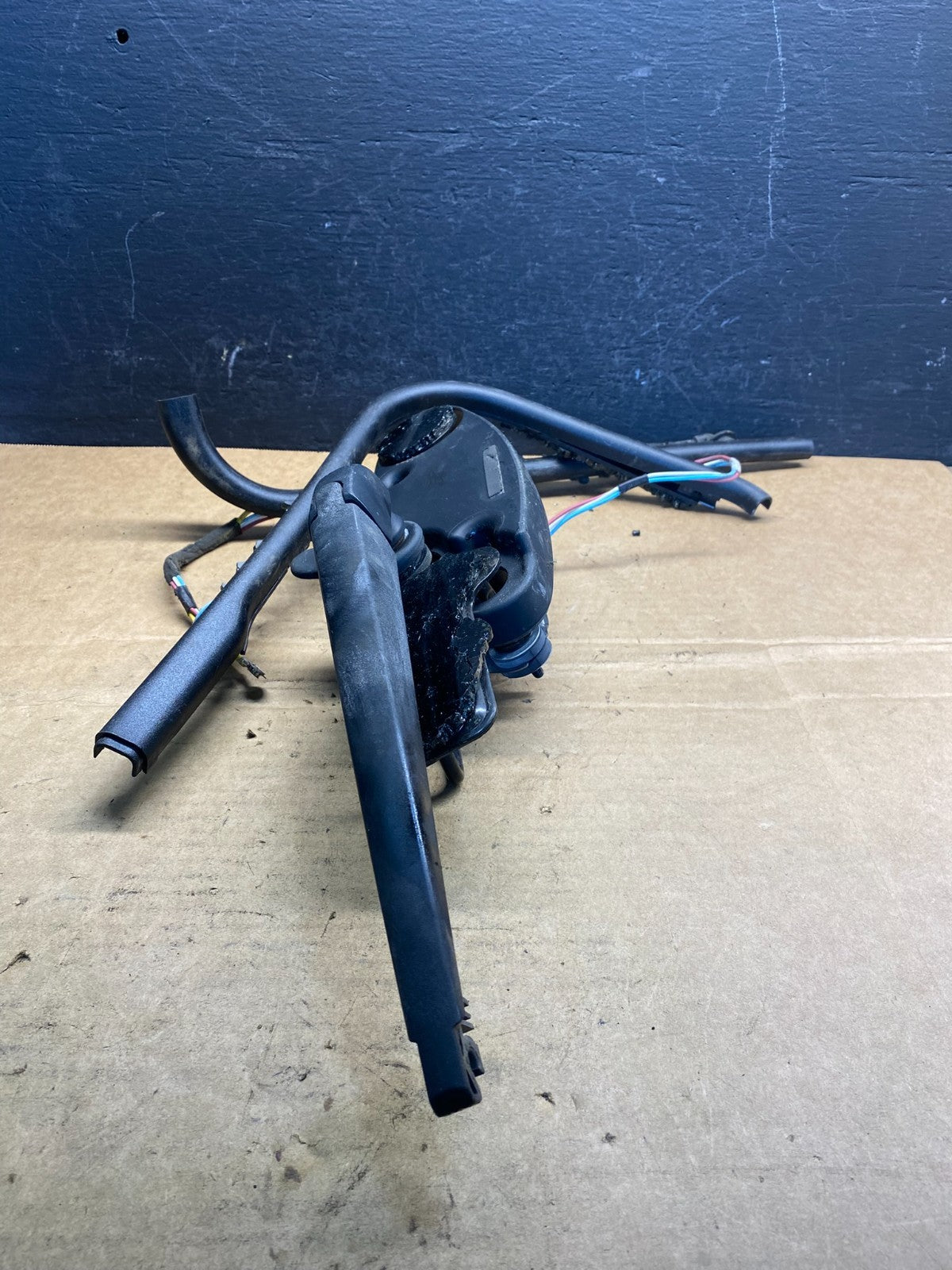 2011-2013 Jeep Grand Cherokee Tailgate Back Door Rear Wiper Motor Wiper ad7386DG1