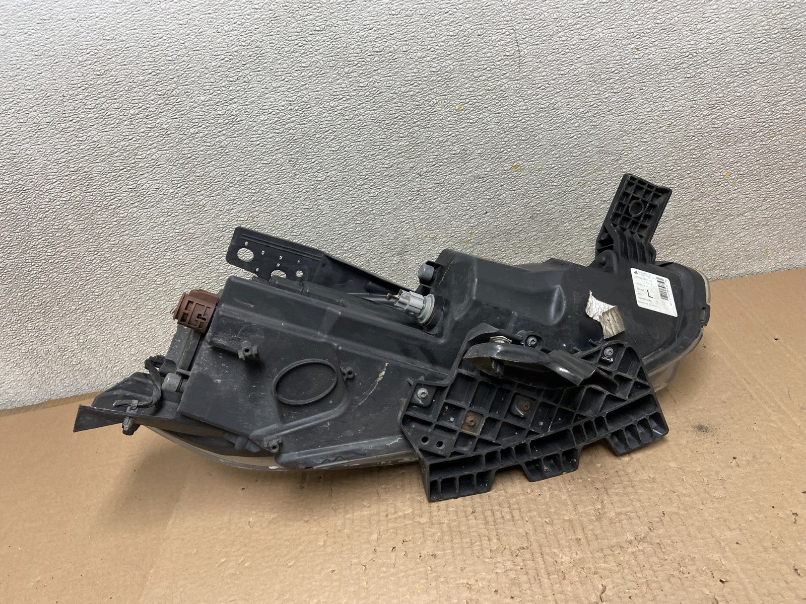 2013 to 2016 Dodge Dart Left Driver LH Halogen Black Headlight Oem AB2546 DW8