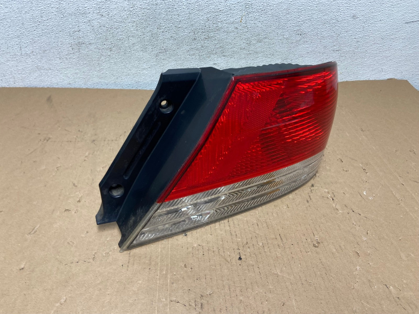 2002-2003 Mitsubishi Lancer Right Passenger RH Tail Light AD7991 LK2