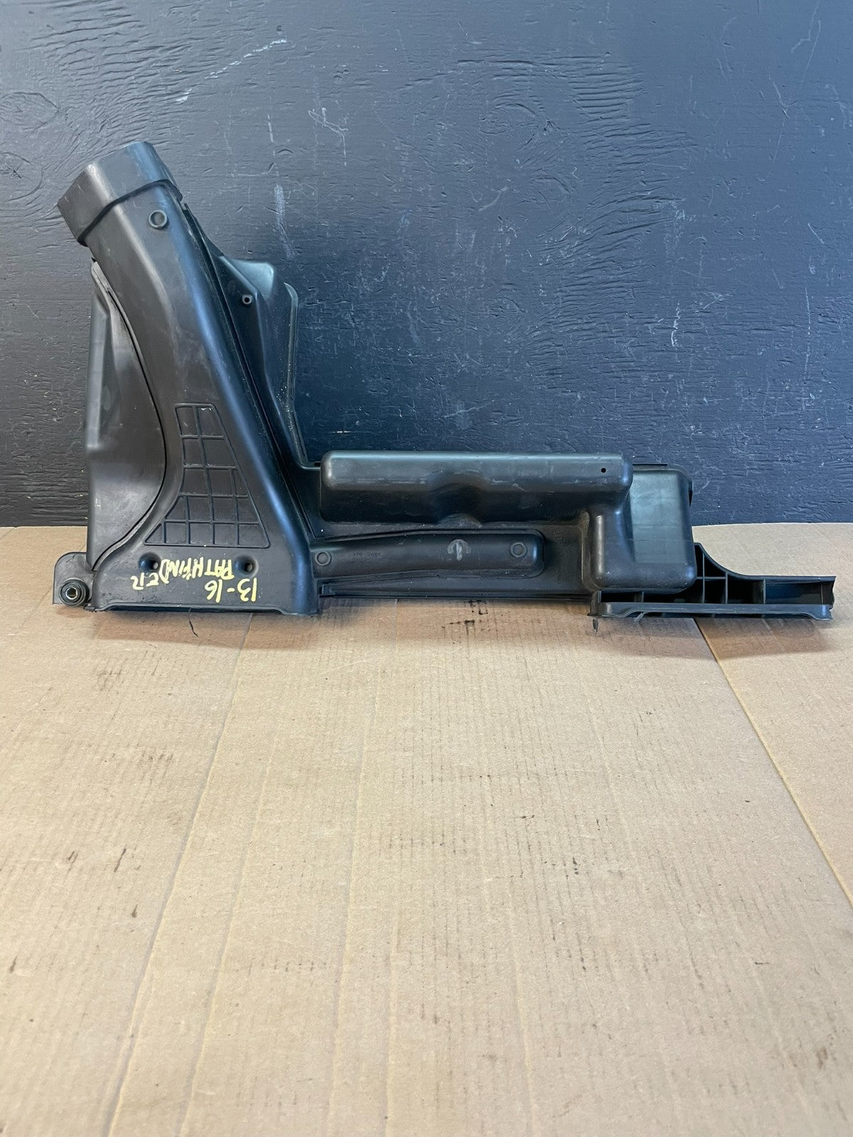 2013 to 2016 Nissan Pathfinder Upper Air Intake Duct OEM AC2132 DG1