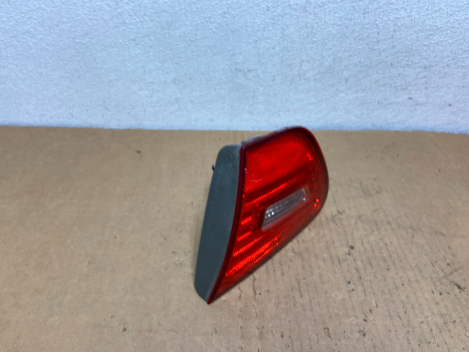 2007-2010 Hyundai Elantra Right Passenger RH Tail Light Inner AC8529 DW2