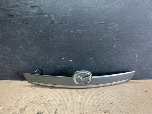 2007-2009 Mazda CX-9 Trunk Lid Garnish Panel Molding Trim Backup Camera M2972 DG0