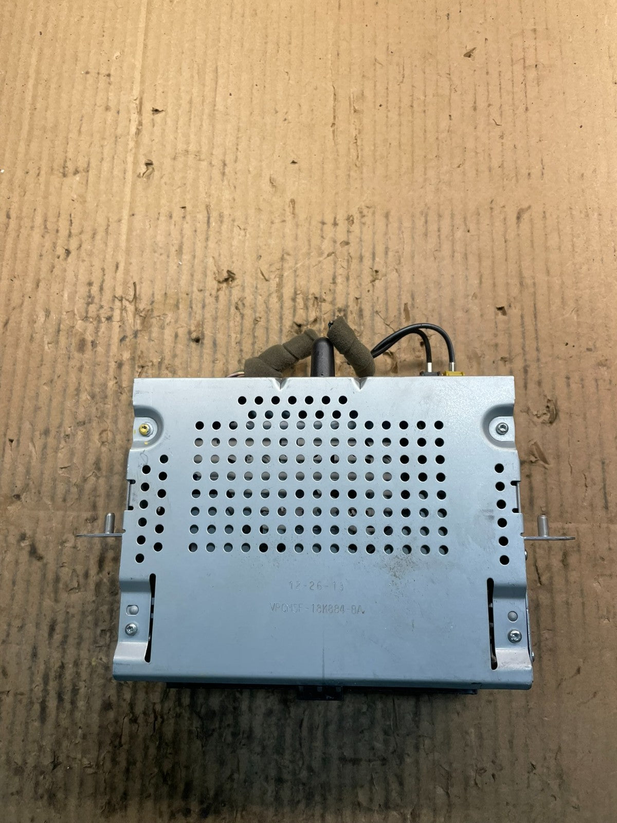 2013 - 2016 Ford C-Max OEM Single CD Player Media AM FM Radio Receiver Y1098 DG4