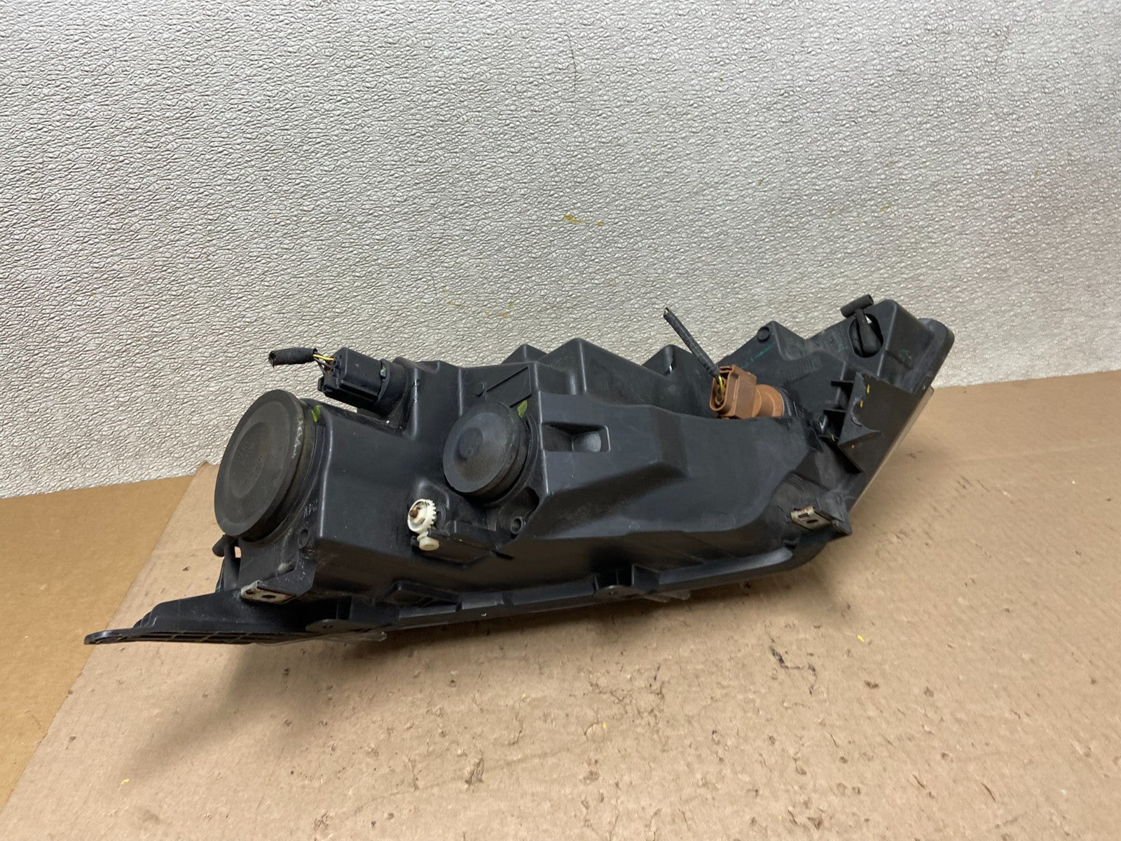 2010 2011 2012 Ford Fusion Right Passenger RH Headlight Halogen OEM Z6407 DW5