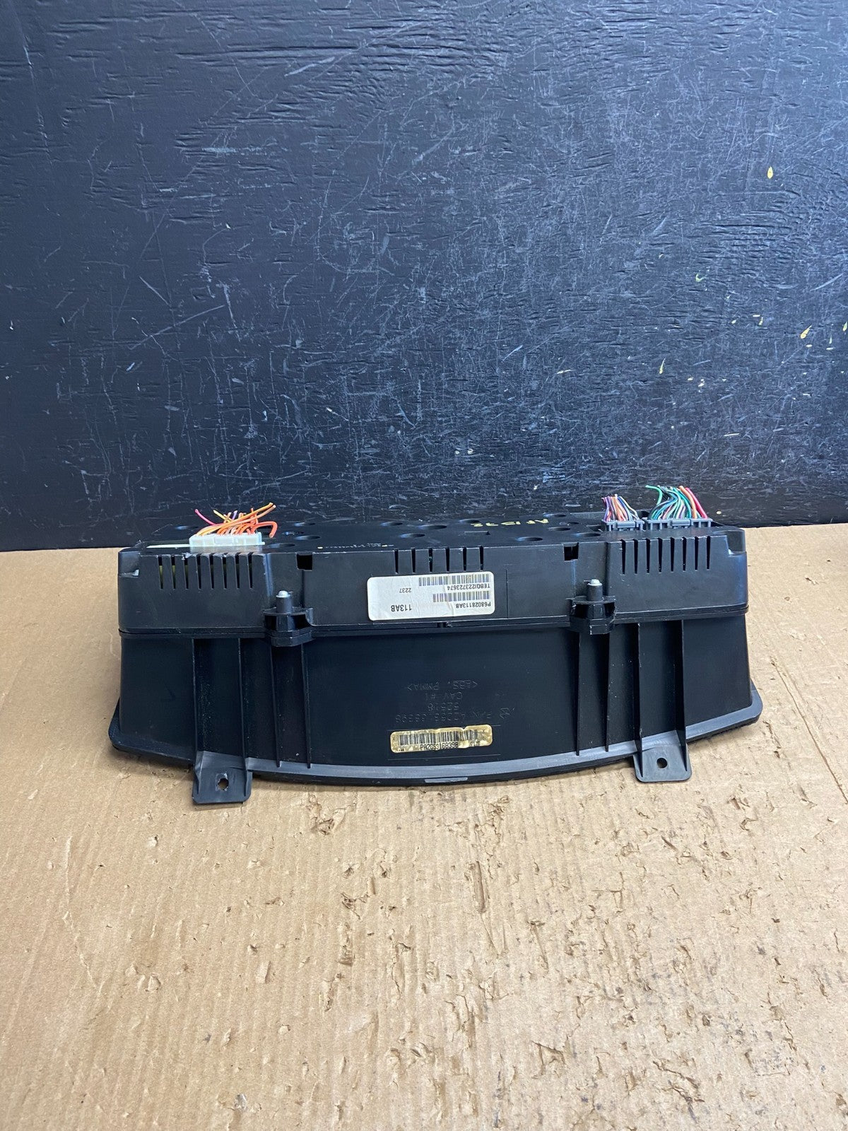 2006 Dodge Durango Speedometer Instrument Cluster Gauge AD7079 DG5