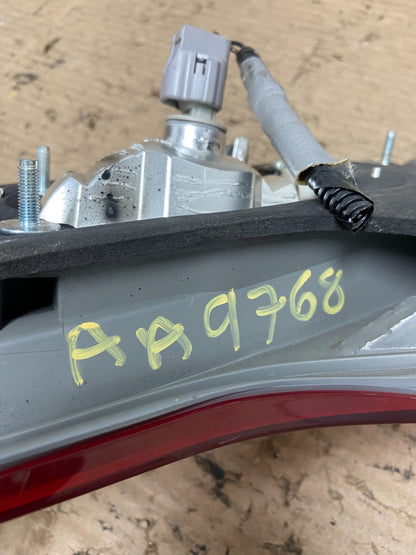 2007 2008 2009 Acura Mdx Left Driver Lh Side Inner Tail Light Oem AA9768 LK7