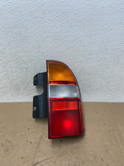 1999 to 2003 Suzuki XL-7 Vitara Right Passenger RH Side Tail Light AG5349 DW0
