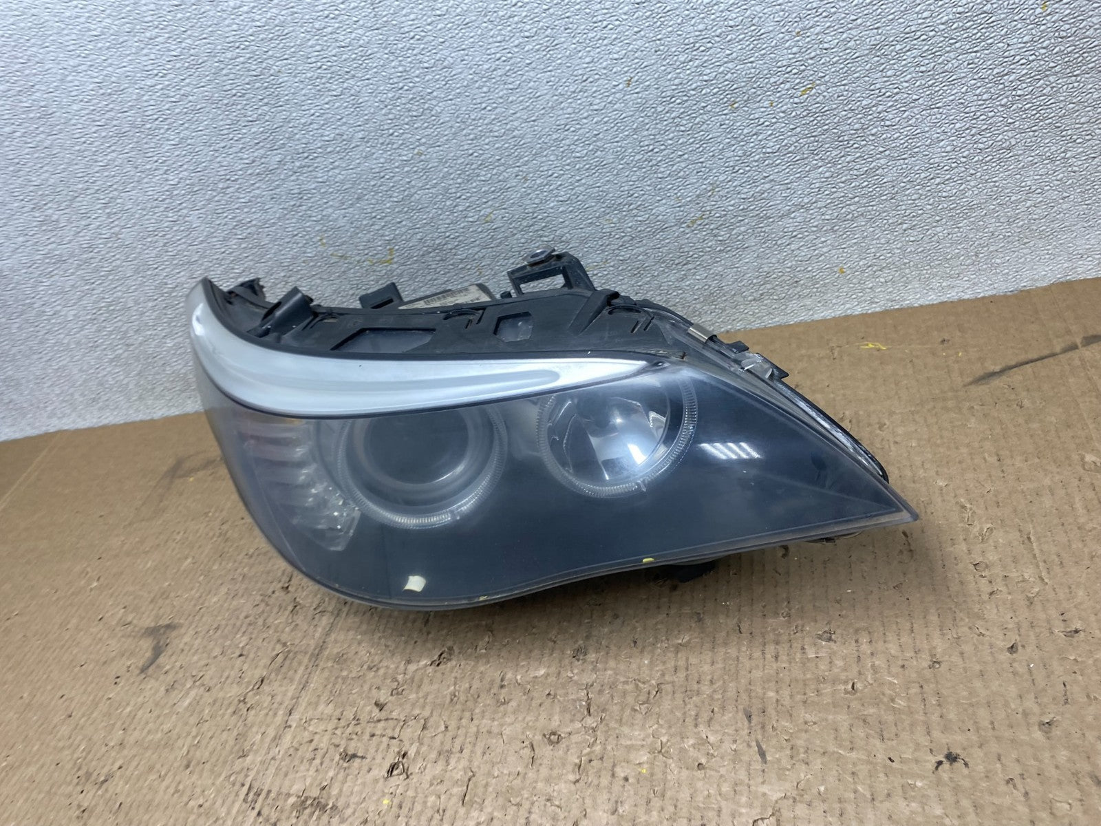 2008-2010 Bmw 5 Series 535I 550I Right Passenger Halogen Headlight W5393 DW1