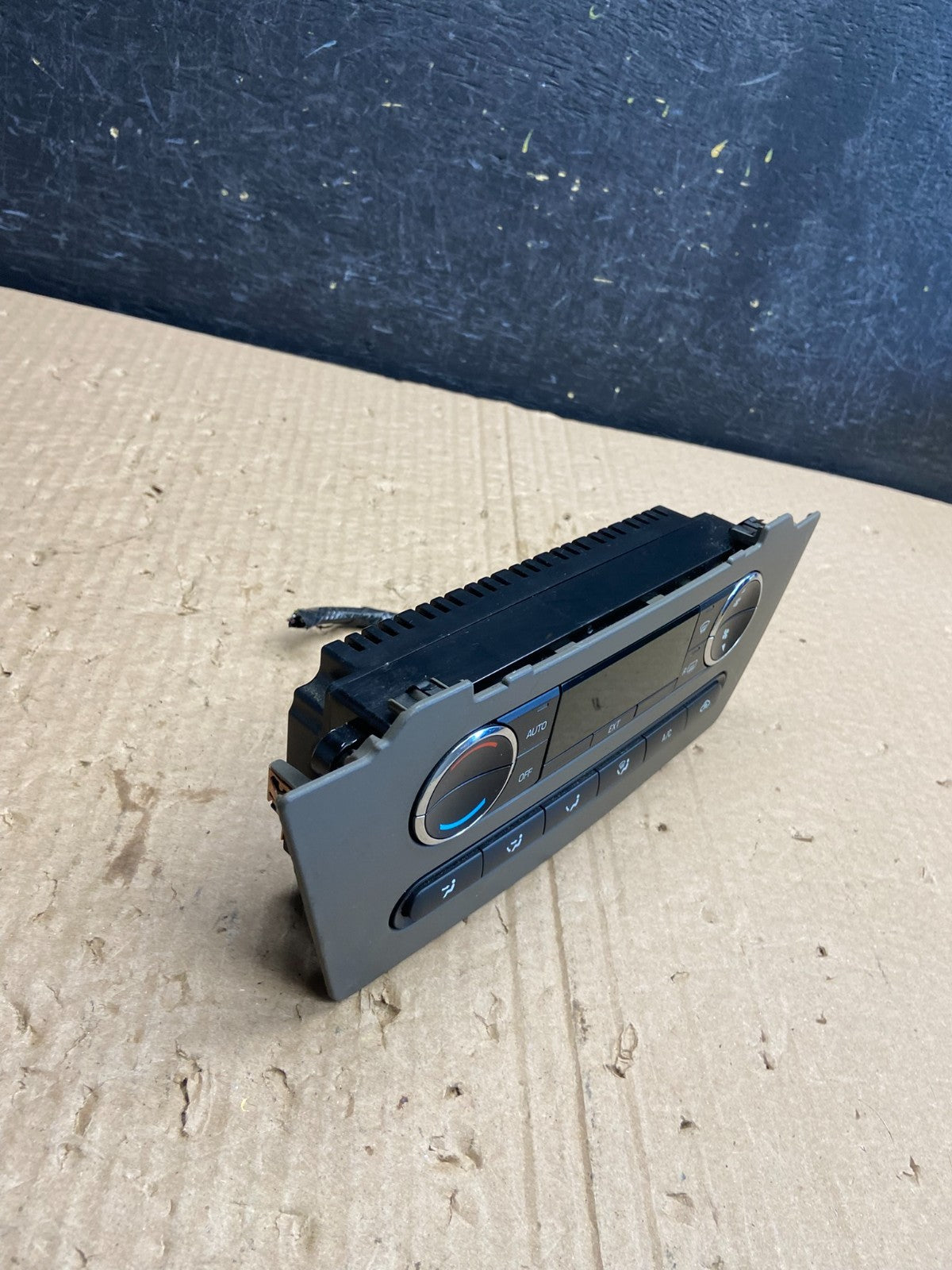 2006 to 2009 Ford Fusion Mercury Milan Climate Control A/C Control AF6370 DG1