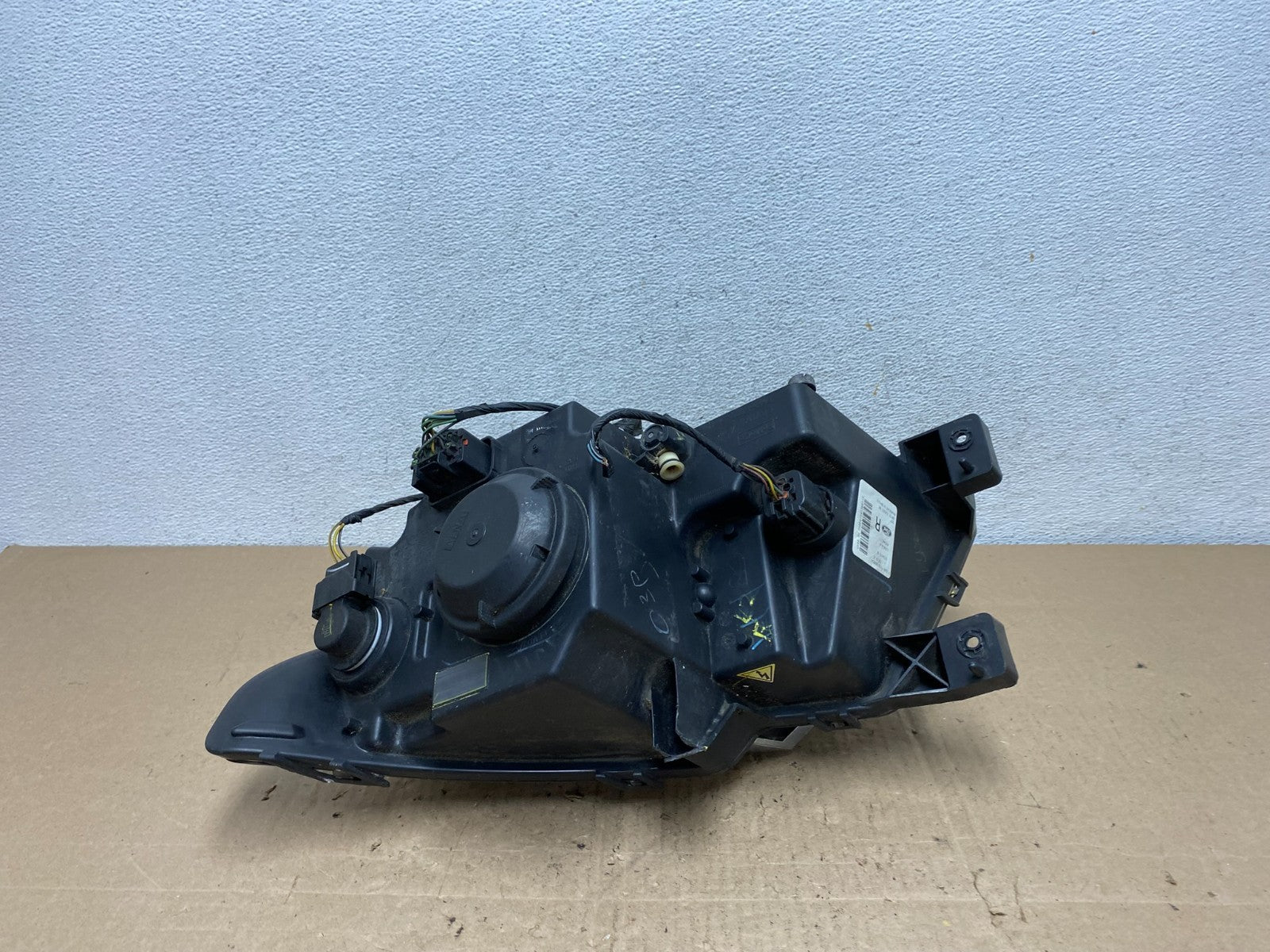 Xenon 2011 to 2015 Lincoln MKX Headlight Right Passenger RH Side AE6536 DW5