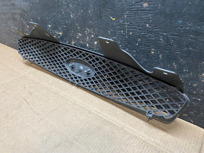 2004 to 2007 Ford Taurus Front Grill Grille OEM y9415 DG6