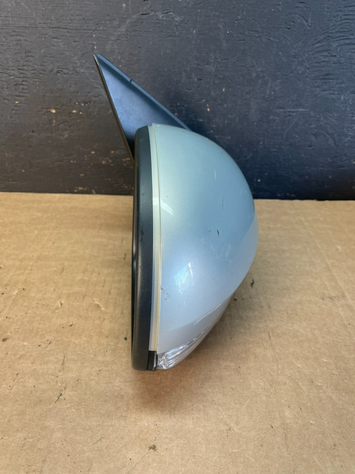 2009 to 2018 Volkswagen Tiguan Right Passenger View Door Mirror AE8347 DW9