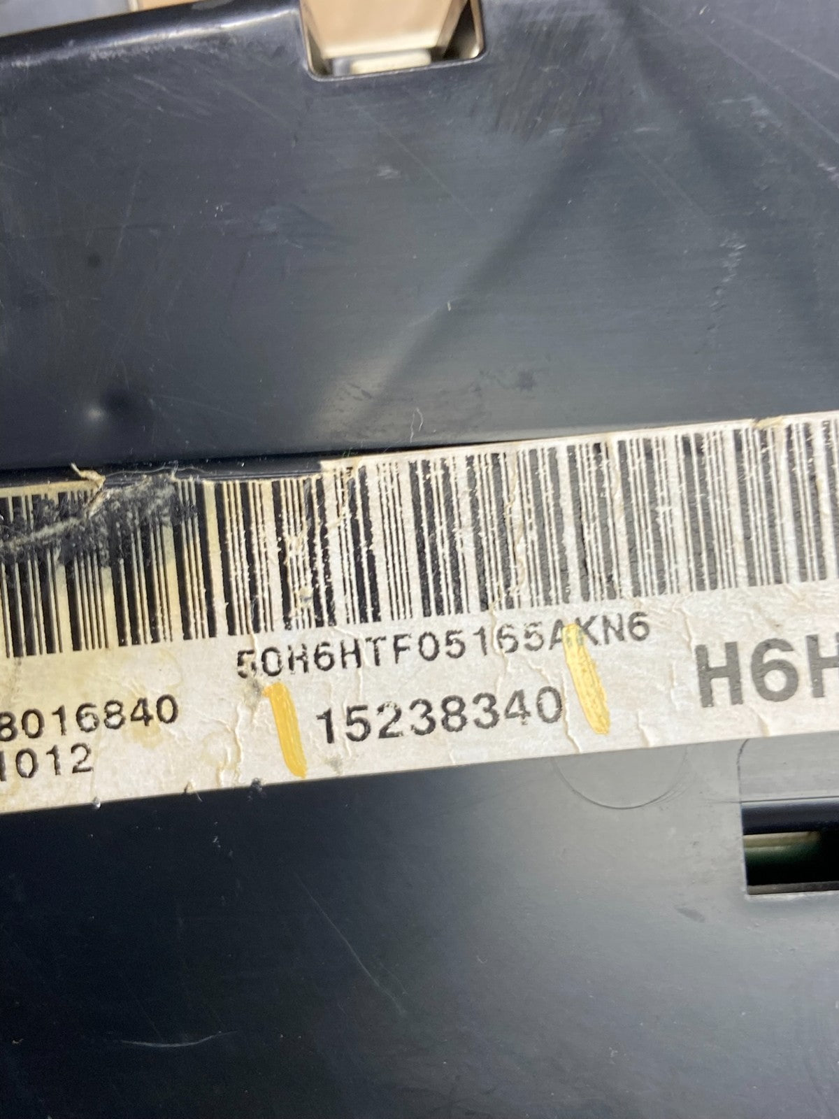 2006 - 2009 GMC Envoy Speedometer Cluster Gauge ad7216 DG6