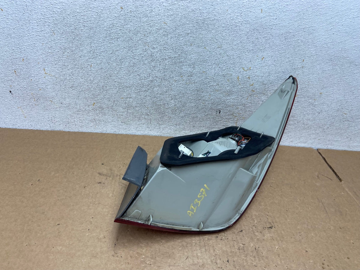 2011 2012 2013 Hyundai Sonata Left Driver LH Side Tail Light AI3571 LK5