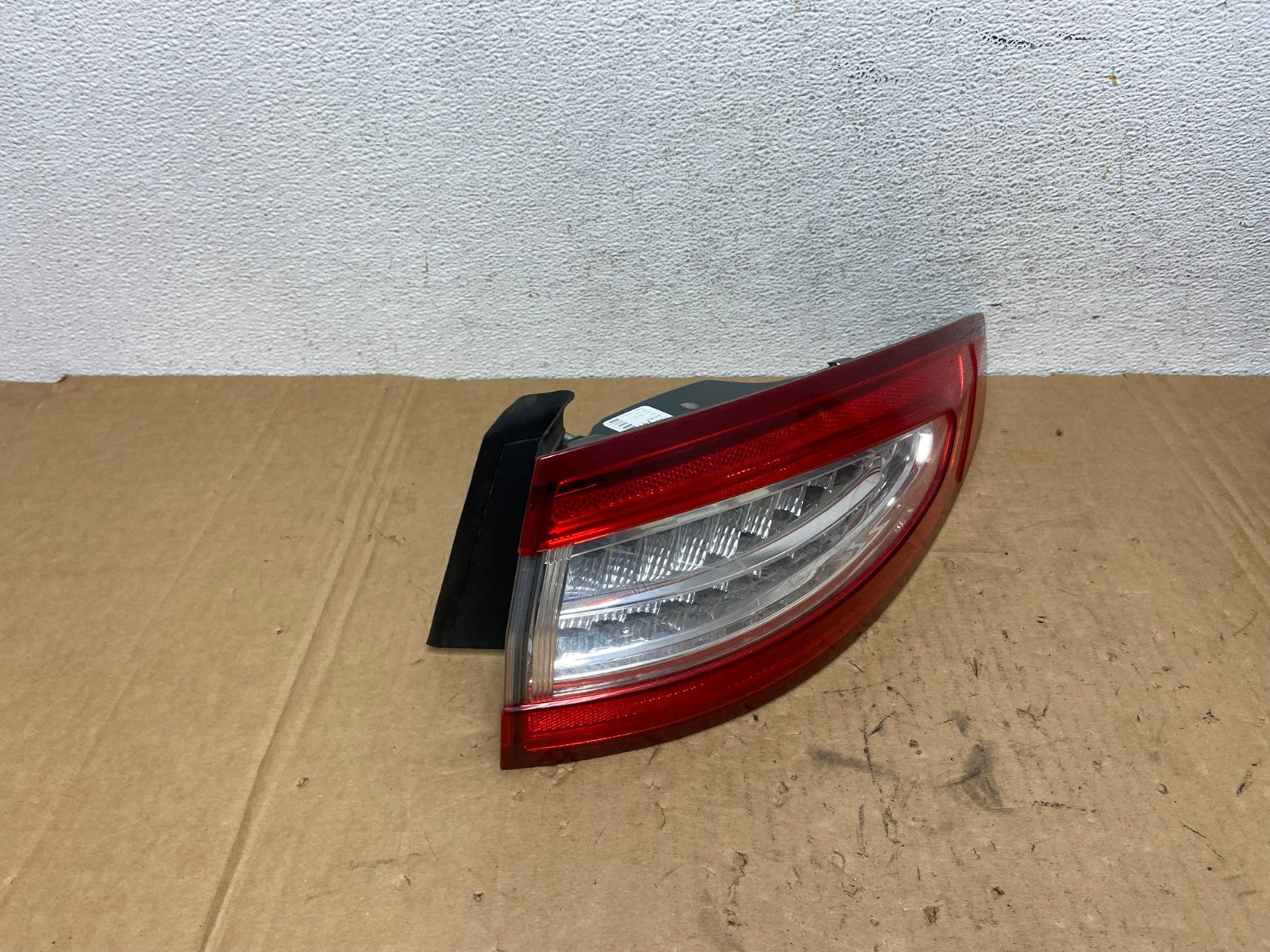 2013 to 2016 Ford Fusion Right Passenger RH Side Tail Light AD3130 LK2