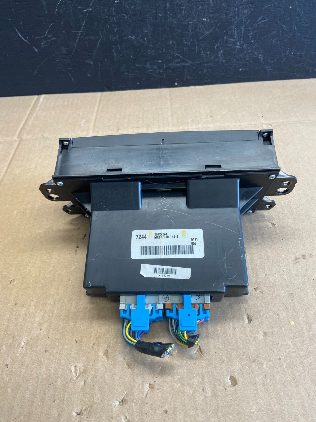 2005 to 2007 Cadillac STS AC Heater Climate Control Panel AB9267 DG3