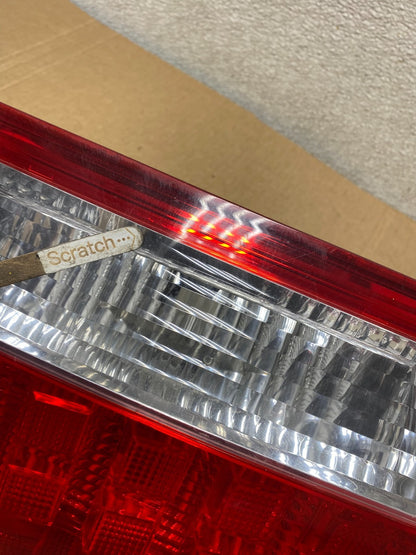 2005 2006 2007 Honda Odyssey Inner Left Driver Lh Tail Light V0959 DW5