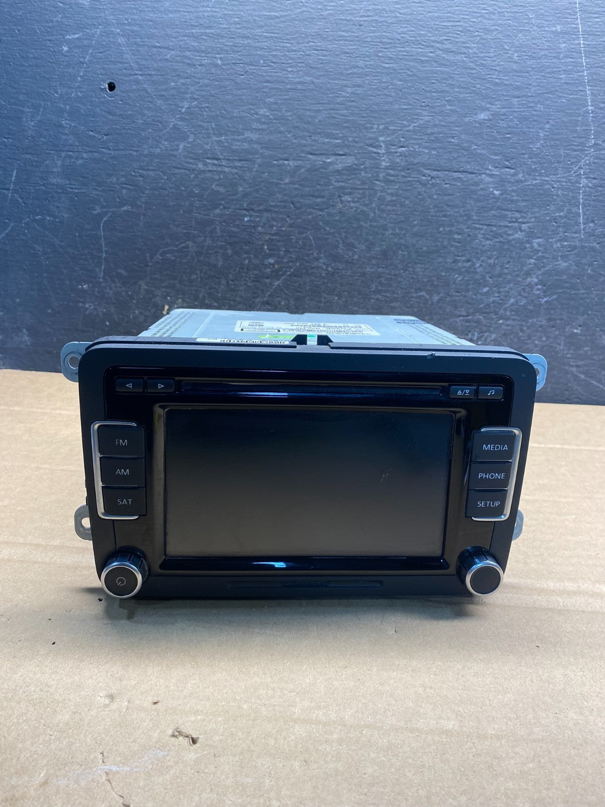 2011 to 2015 Volkswagen Passat Jetta Radio CD Player AM/FM Media ae8136 DG0