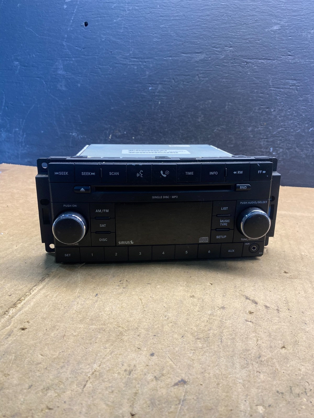 2007-2012 Chrysler Dodge Jeep Ram Radio CD MP3 AUX Receiver ad4979 DG0