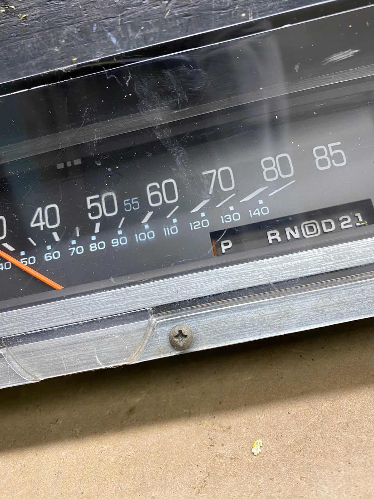 1988 - 1991 Oldsmobile Delta 88 Speedometer Cluster Gauge OE U4783 DG4