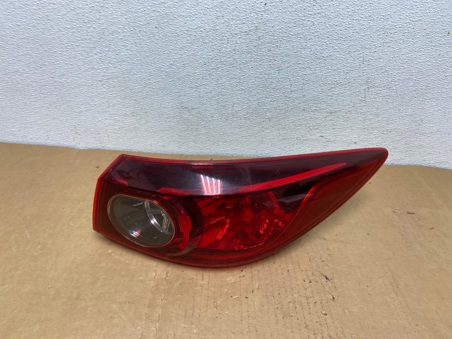 2014 2015 2016 Mazda 3 Right Passenger Rh Side Tail Light AC8463 LK0