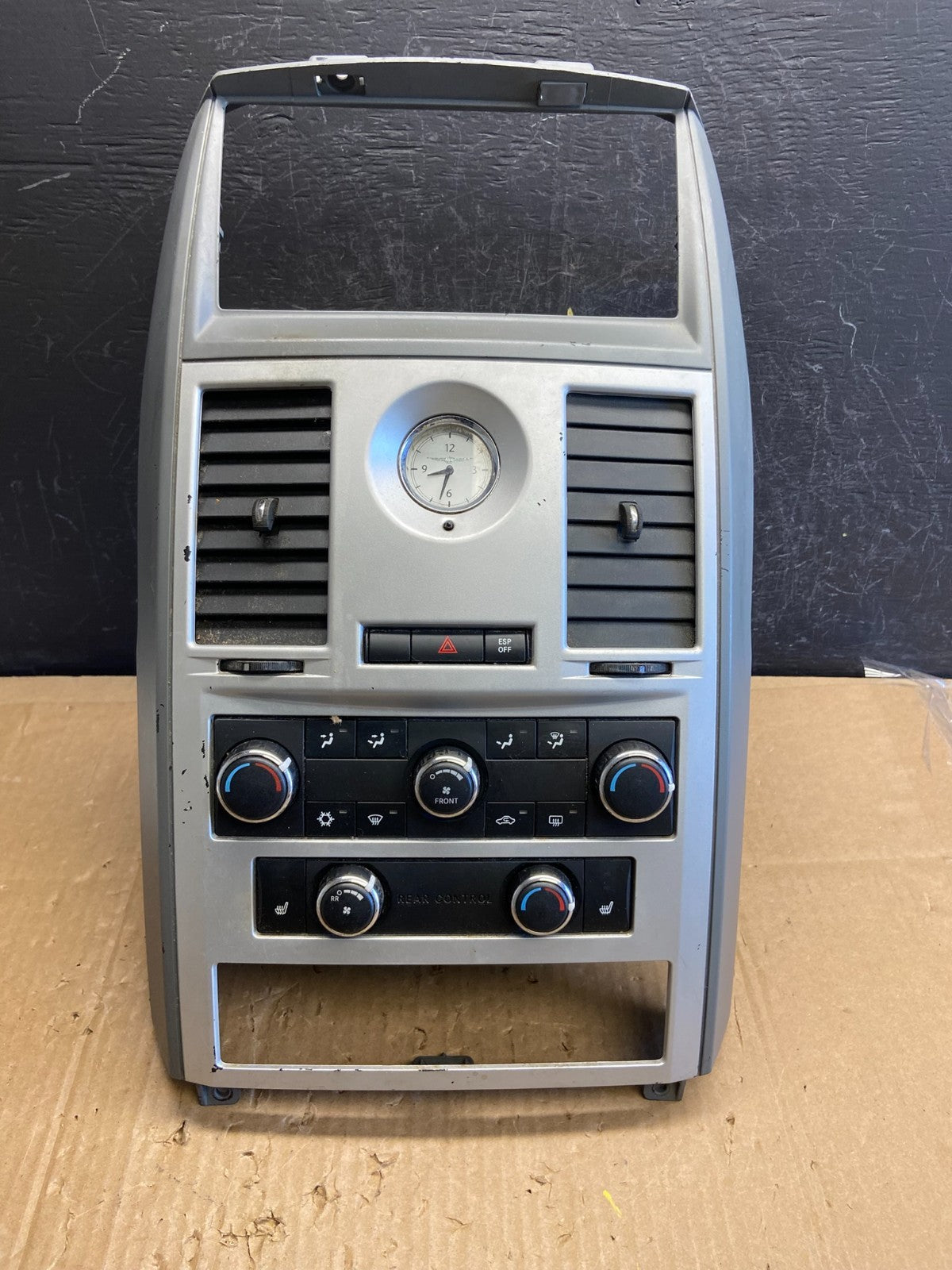 2008-2010 Dodge Grand Caravan Radio Bezel Climate Control Heat AC Heat ad6794 DG0