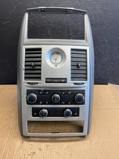 2008-2010 Dodge Grand Caravan Radio Bezel Climate Control Heat AC Heat ad6794 DG0