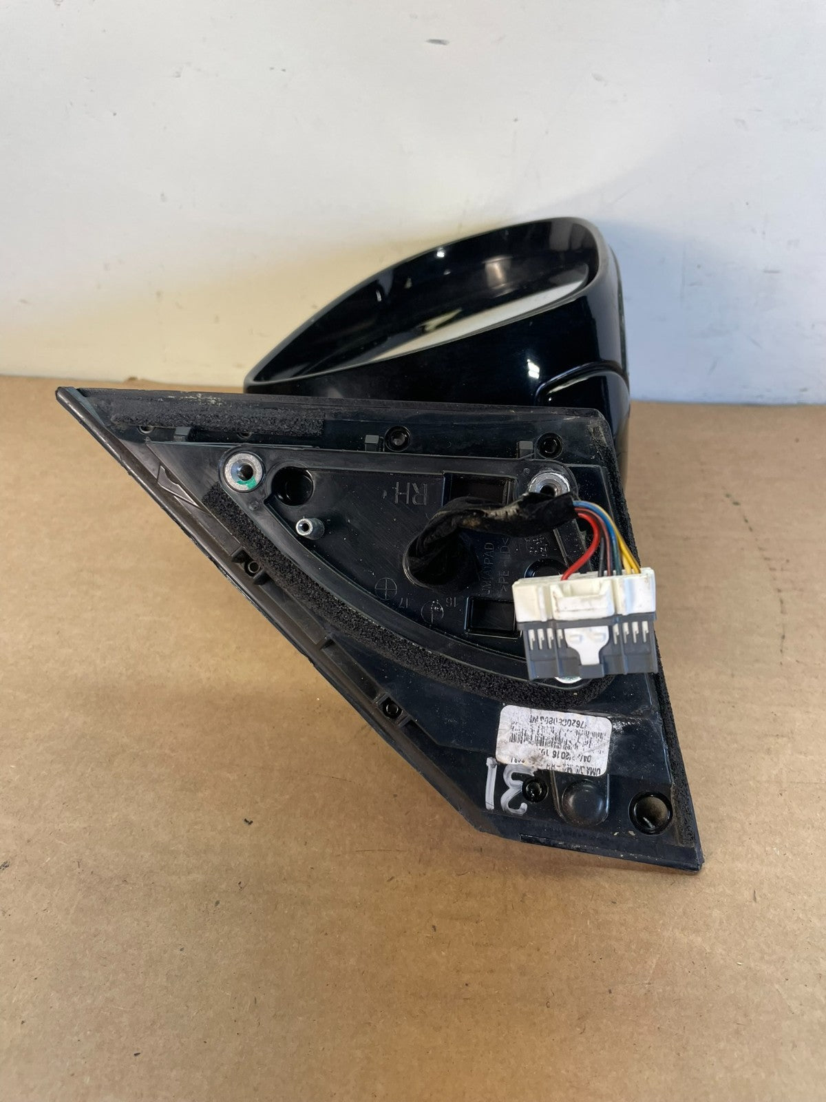 2016 to 2020 Kia Sorento Right Passenger Door Mirror Turn Signal af8629 DG4