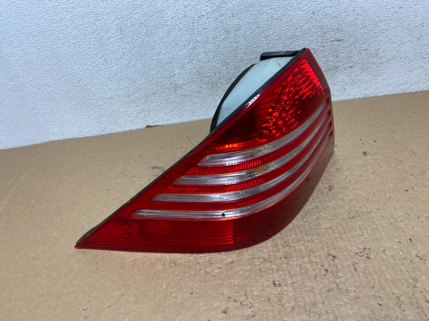 2003-2006 Mercedes-Benz S-Class Tail Light Left Driver Lh Side AF8111 DW2
