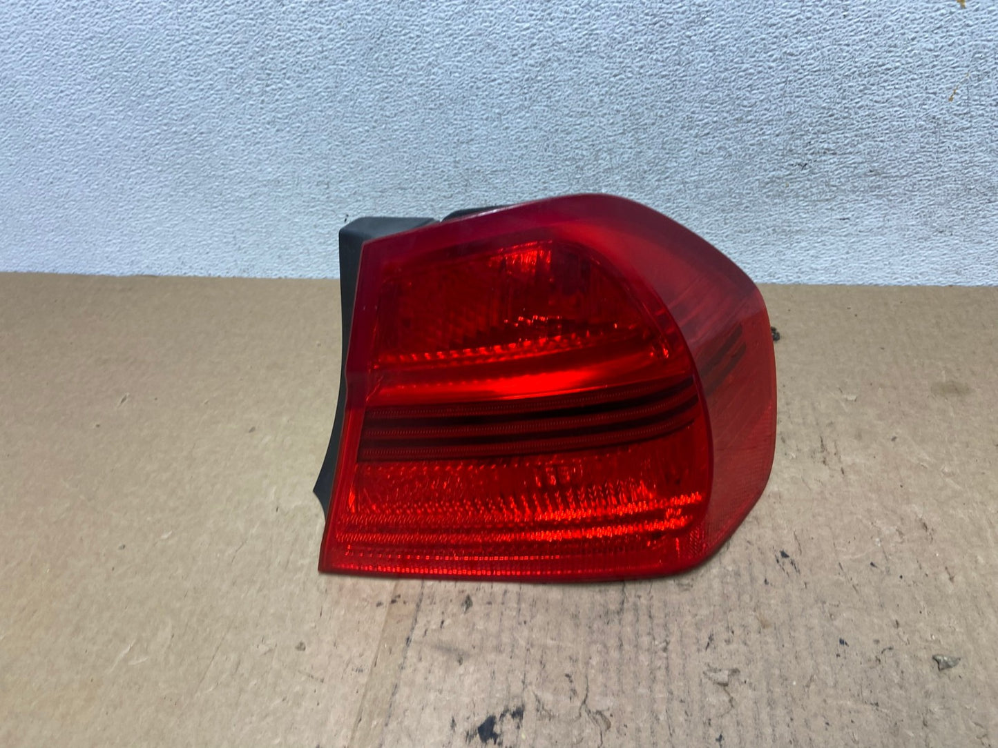 2006 2007 2008 Bmw 328i 3 Series Right Passenger Rh Side Tail Light AF9887 LK0