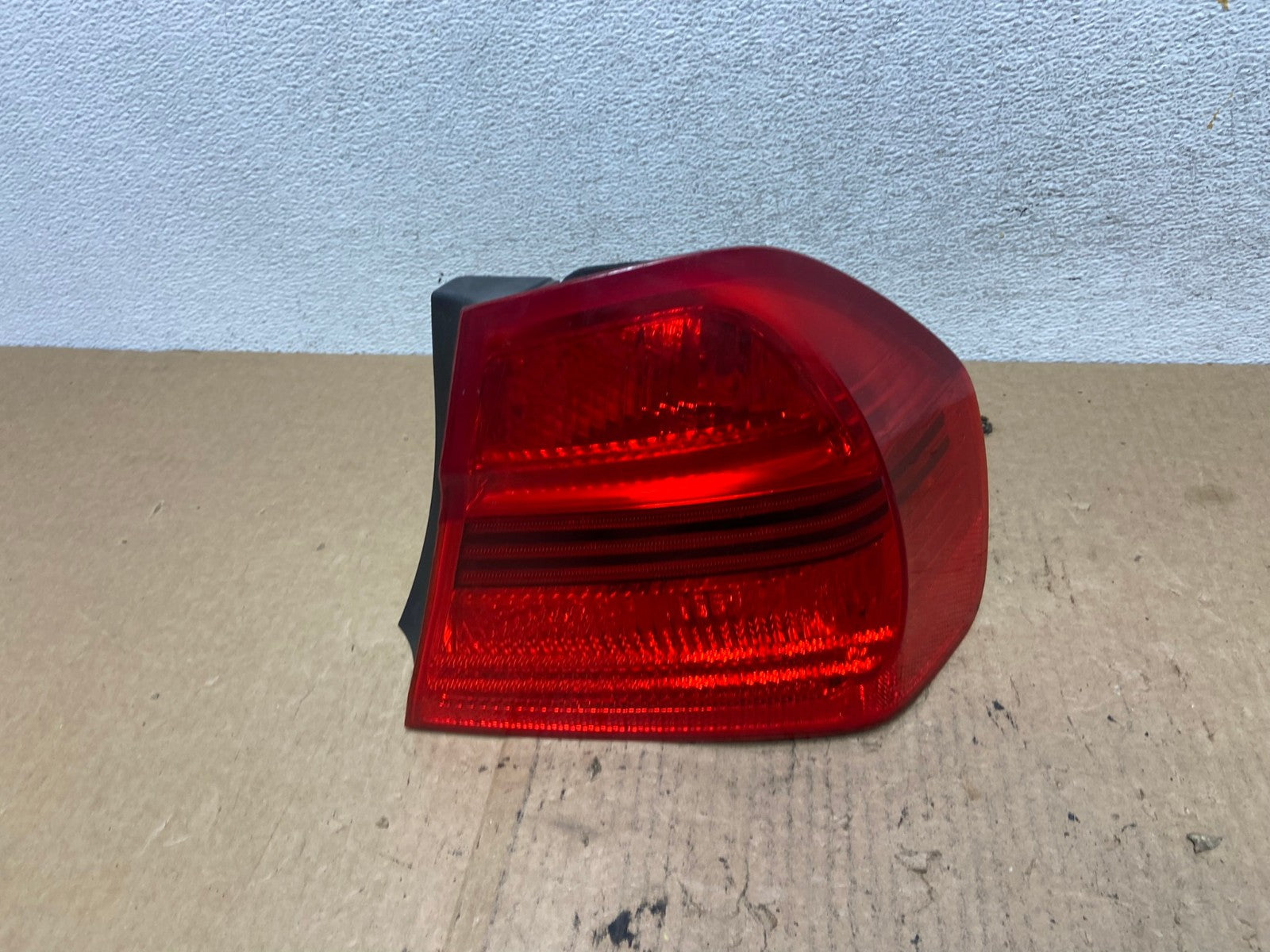 2006 2007 2008 Bmw 328i 3 Series Right Passenger Rh Side Tail Light AF9887 LK0
