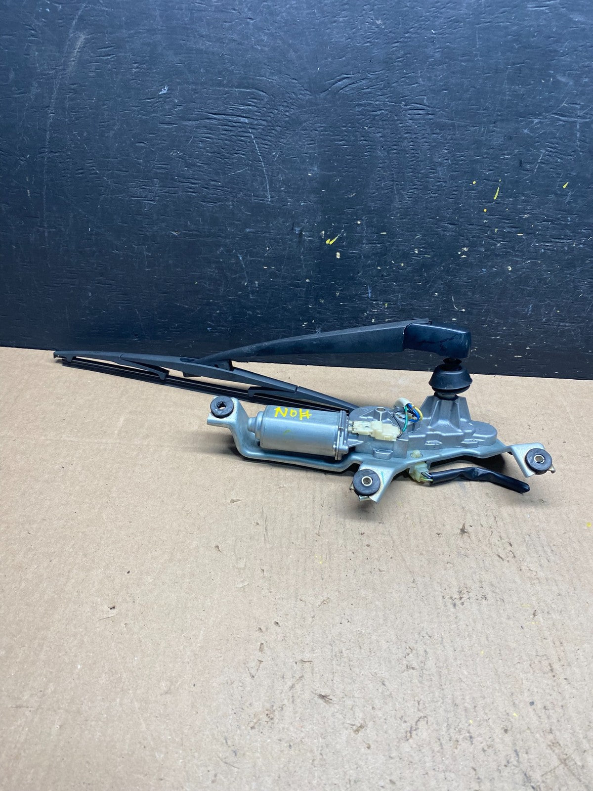 2006 to 2014 Subaru Tribeca Wiper Arm Motor Windscreen Window Rear Oem R6427 PS3