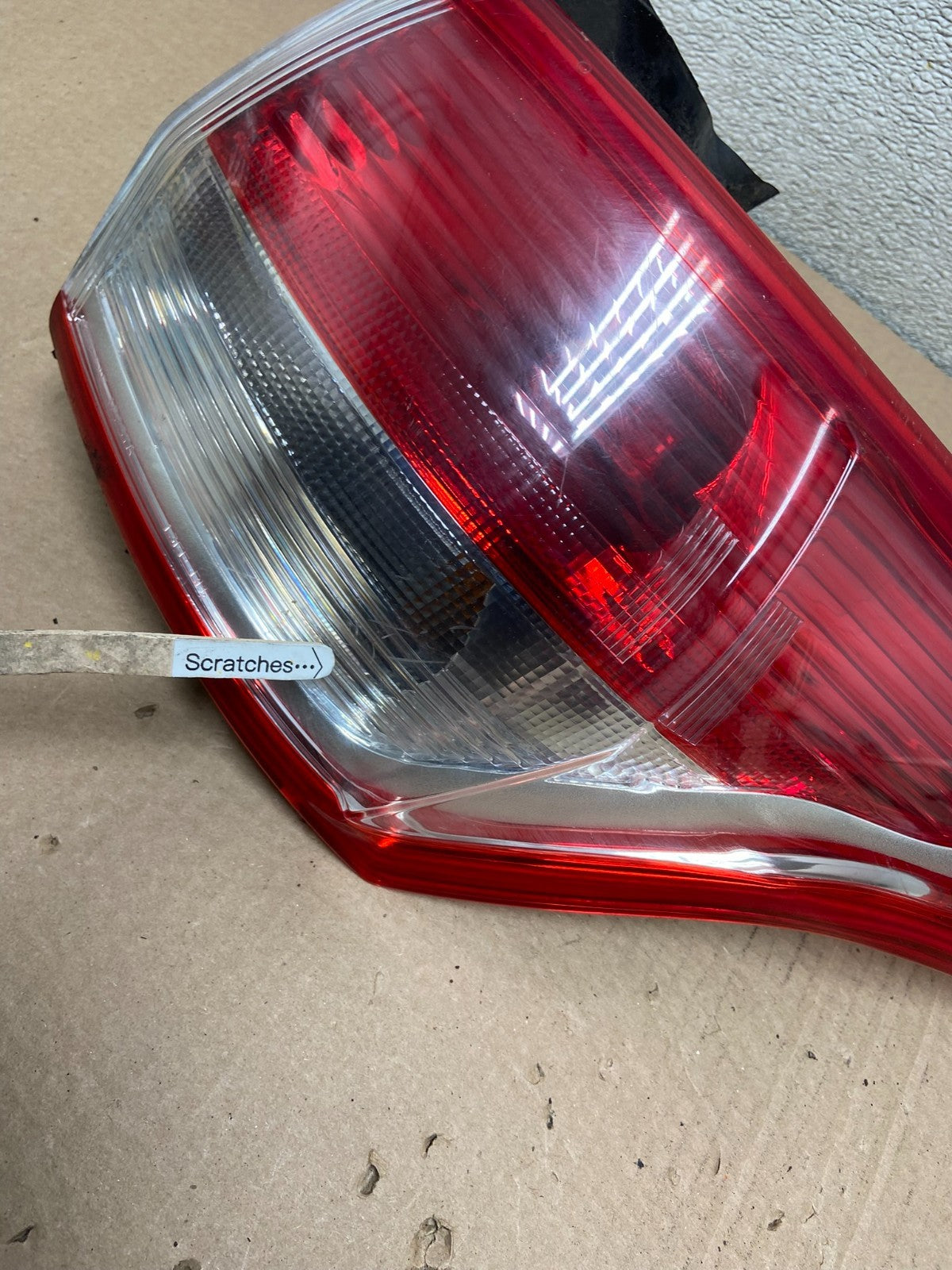 2013 to 2016 Ford Escape Right Passenger RH Side Tail Light Oem AB2426 LK3
